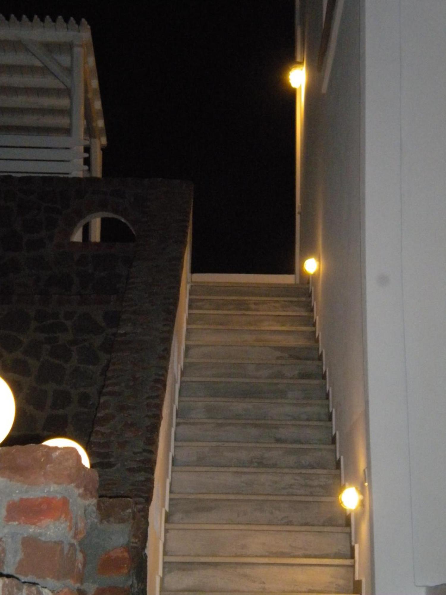 Starlight Luxury Seaside & Imerovigli (Santorini)